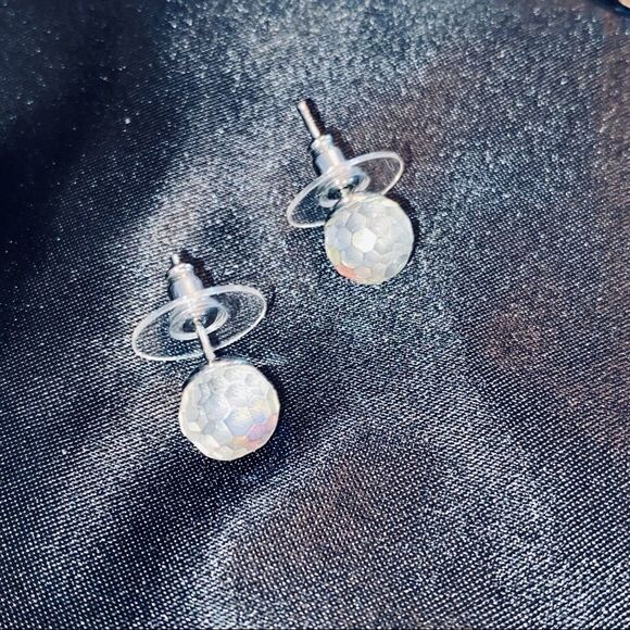 NWOT Pretty Aurora Borealis Necklace and Earring Set - Picture 10 of 11